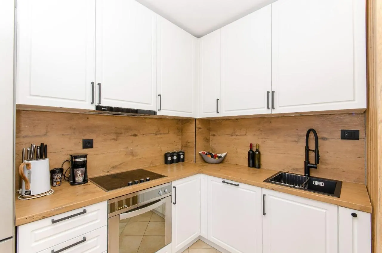 Modern Apartment With Sea View And Secure Garage سبليت